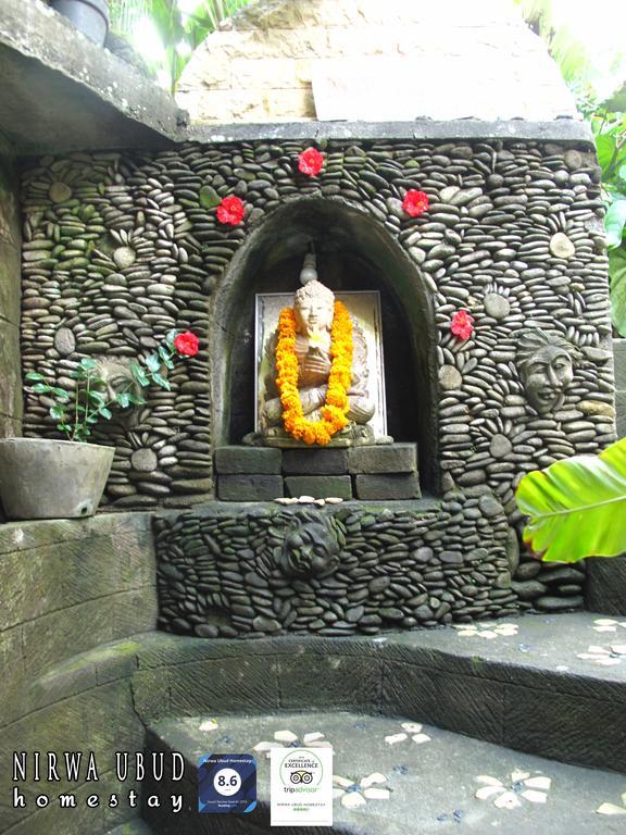 Nirwa Ubud Homestay Bagian luar foto